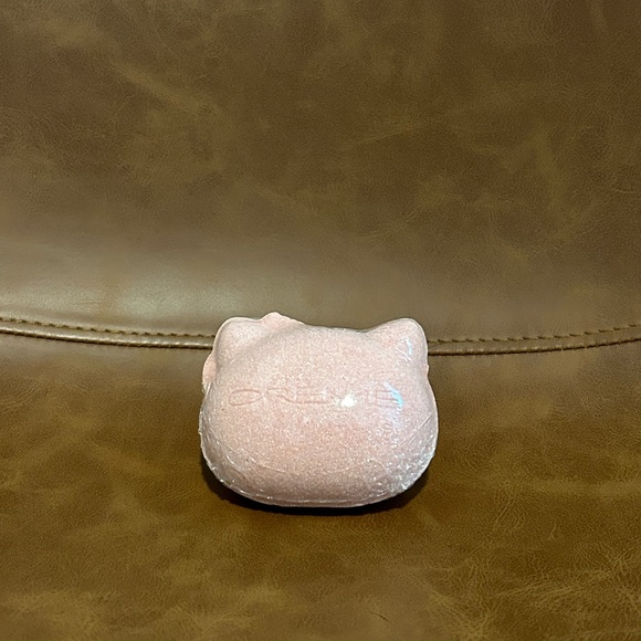 Hello Kitty Bundle (NWT) - Picture 4 of 9